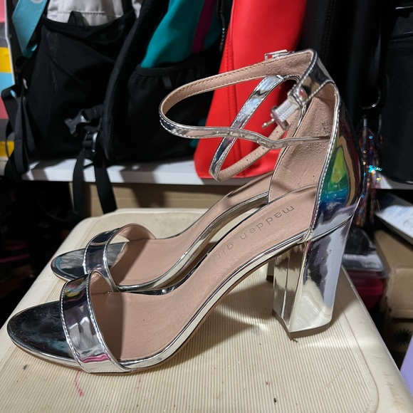 Madden girl metallic silver heels - Picture 1 of 3